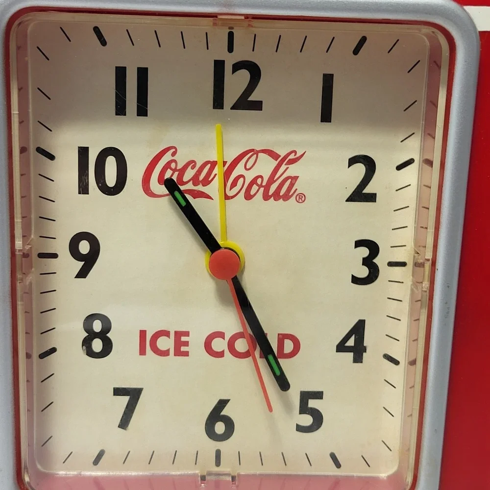 Coca-Cola Polar Bear Soda Cooler Desk Clock and Coin Bank Vintage Advertising*
